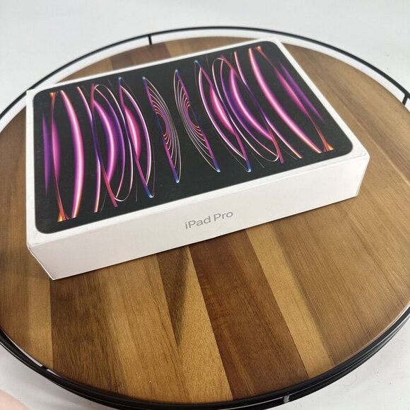 BOX ONLY Apple iPad Pro 12.9" Display 6th Gen Wi-Fi 128GB M2 Chip Tablet - Picture 5 of 5